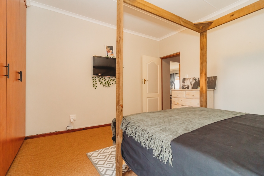 2 Bedroom Property for Sale in Heather Park Western Cape